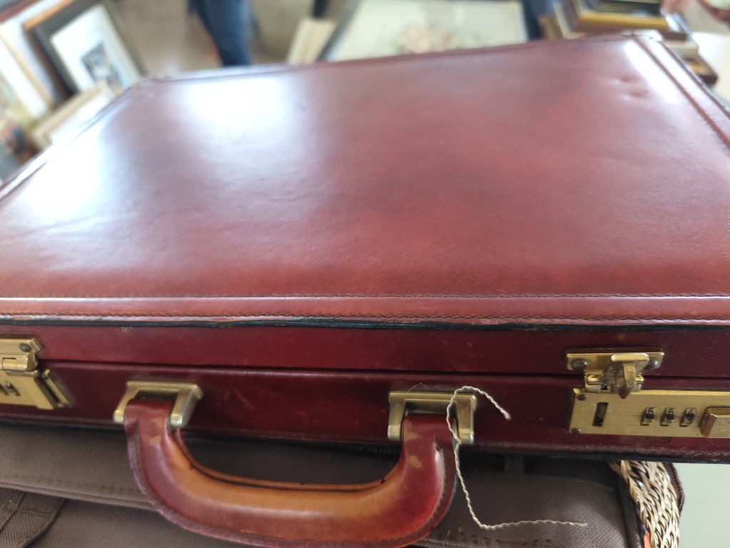 Vintage Artigianale Borsa Porta Documenti In Cuoio Combinazione 020 (Sx) 553 (Dx)